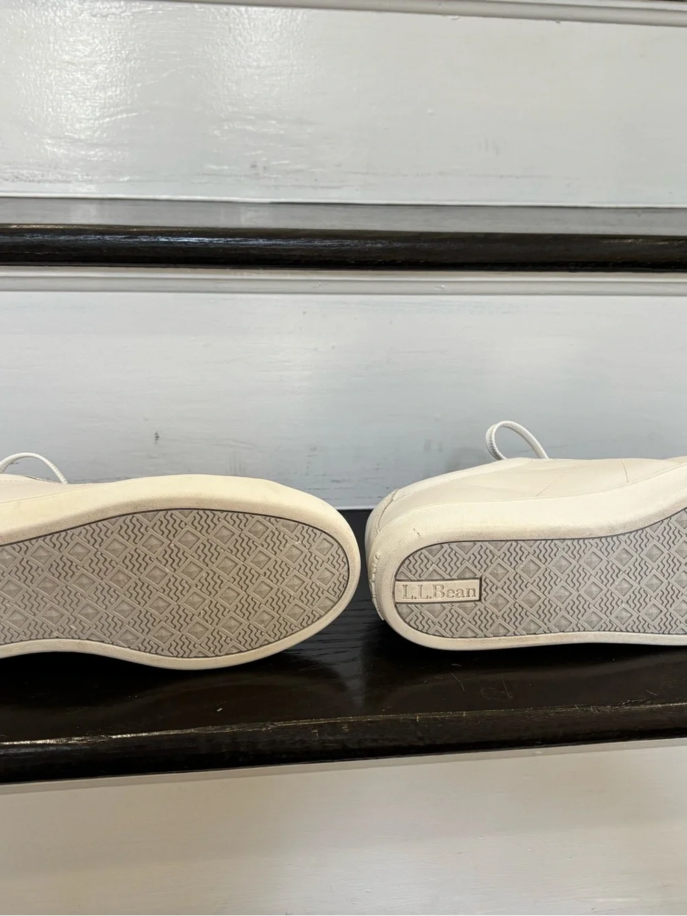 LL Bean Classic White Leather Lace-Up Sneakers